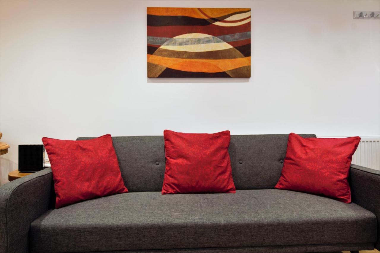 Stylish 2 Bedroom Apartment In The Heart Of Greenwich Londra Dış mekan fotoğraf