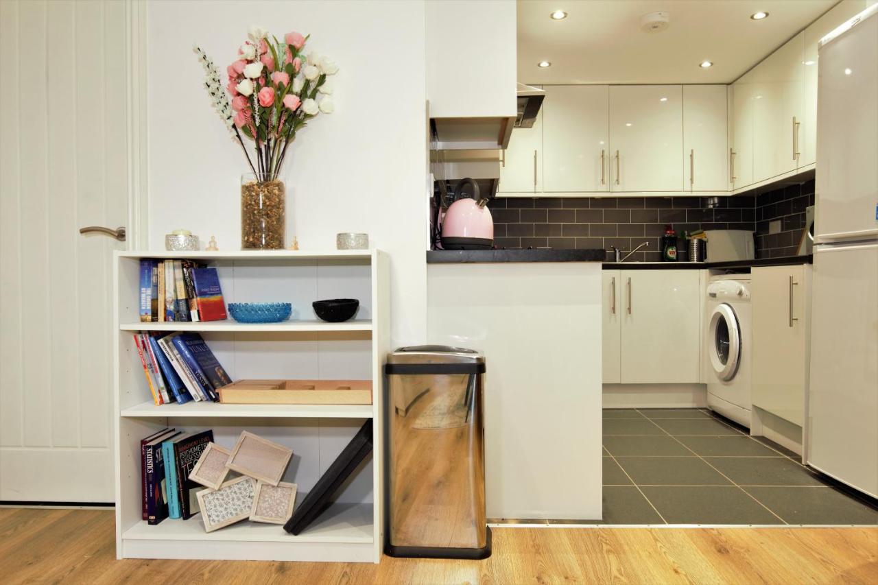 Stylish 2 Bedroom Apartment In The Heart Of Greenwich Londra Dış mekan fotoğraf