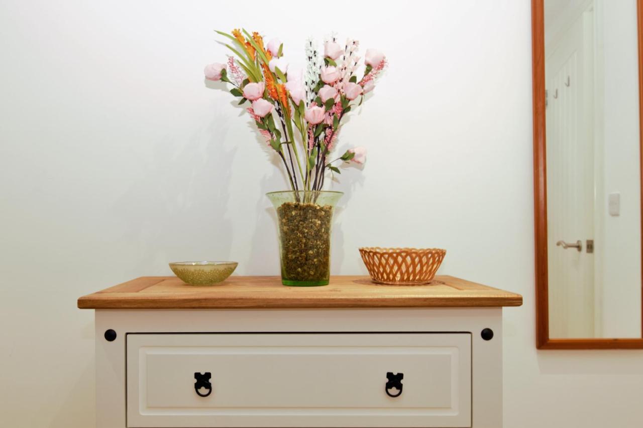 Stylish 2 Bedroom Apartment In The Heart Of Greenwich Londra Dış mekan fotoğraf
