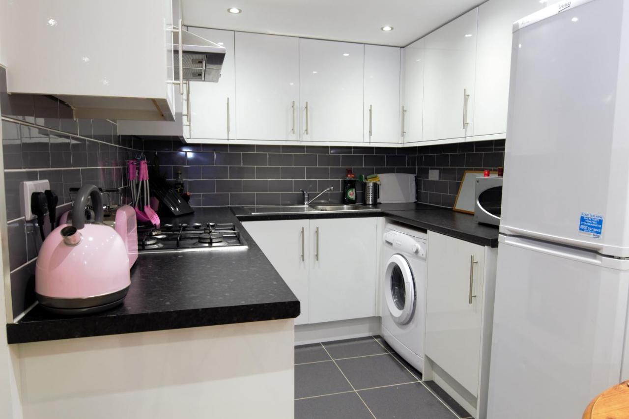 Stylish 2 Bedroom Apartment In The Heart Of Greenwich Londra Dış mekan fotoğraf