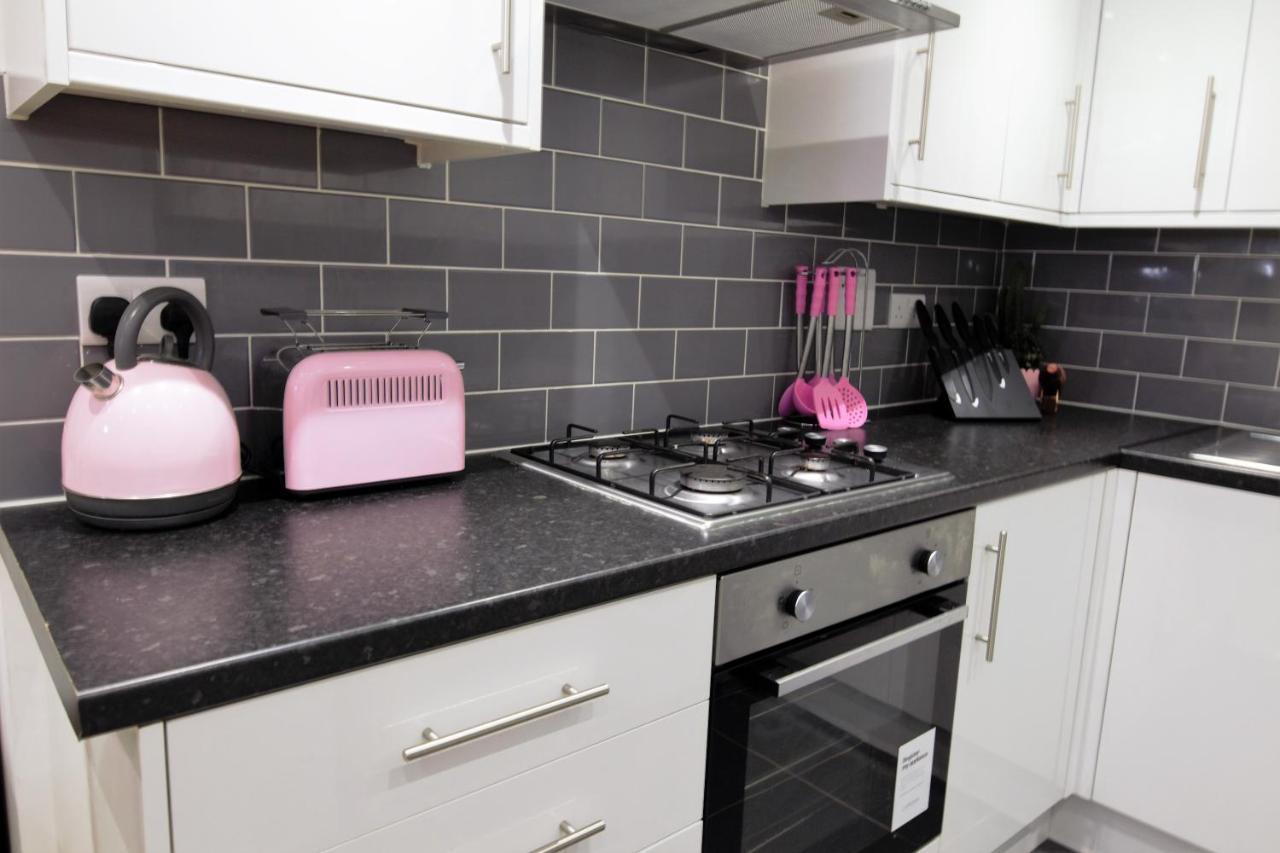 Stylish 2 Bedroom Apartment In The Heart Of Greenwich Londra Dış mekan fotoğraf