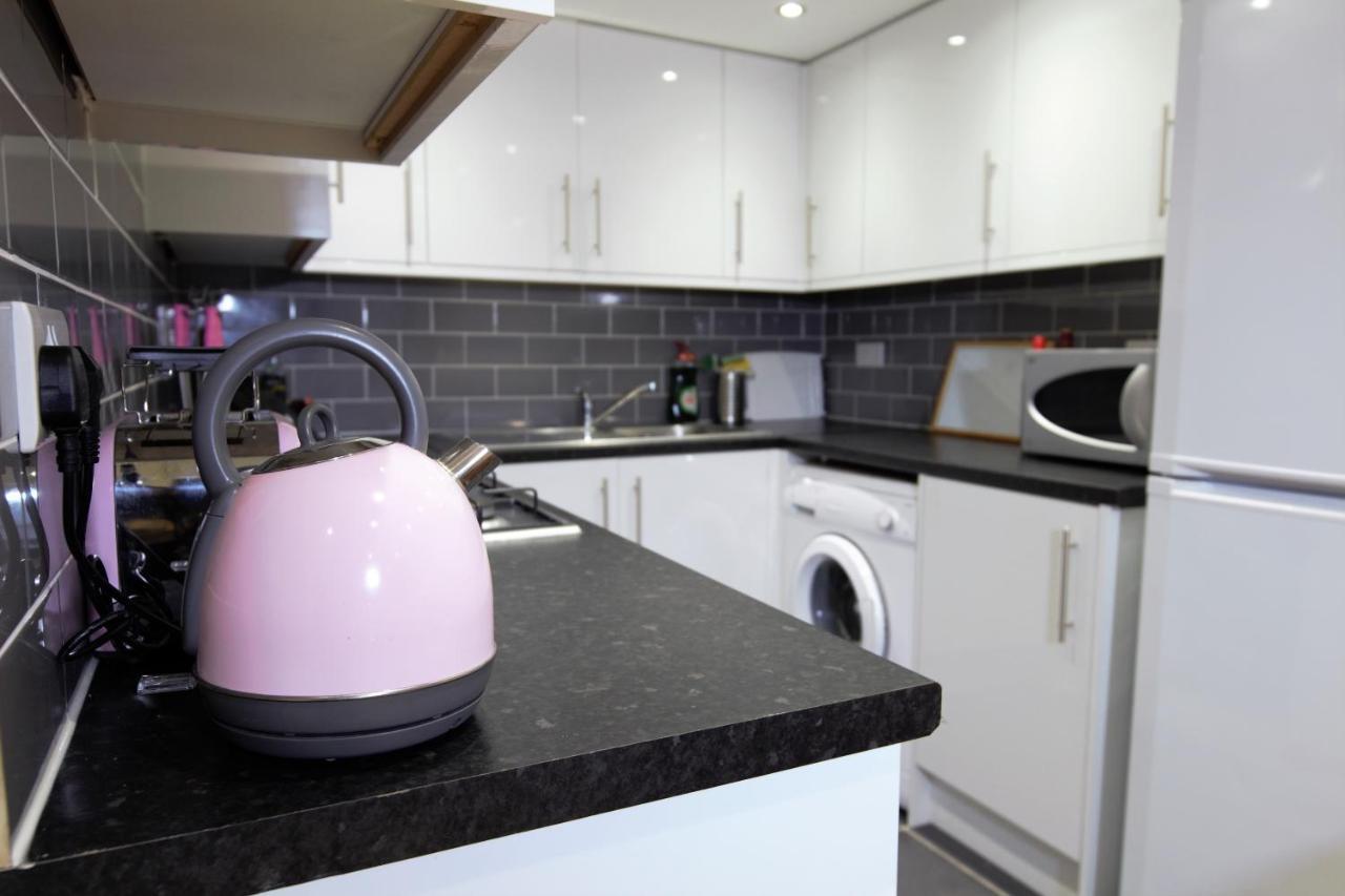 Stylish 2 Bedroom Apartment In The Heart Of Greenwich Londra Dış mekan fotoğraf